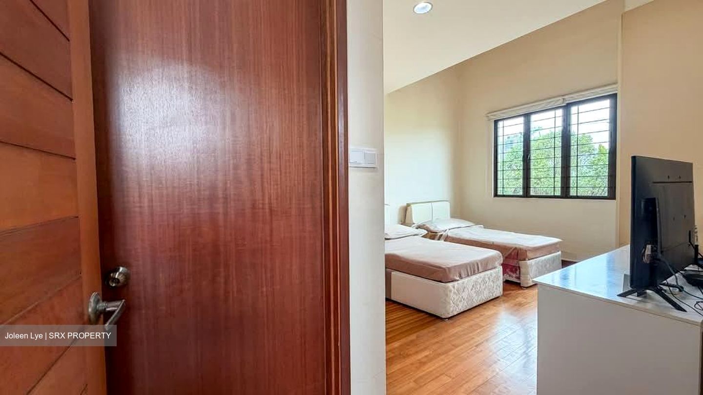 Holland Grove Terrace (D10), Semi-Detached #543083671